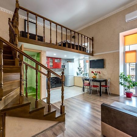 Studio Apartment In Center Of Odesa Eksteriør bilde