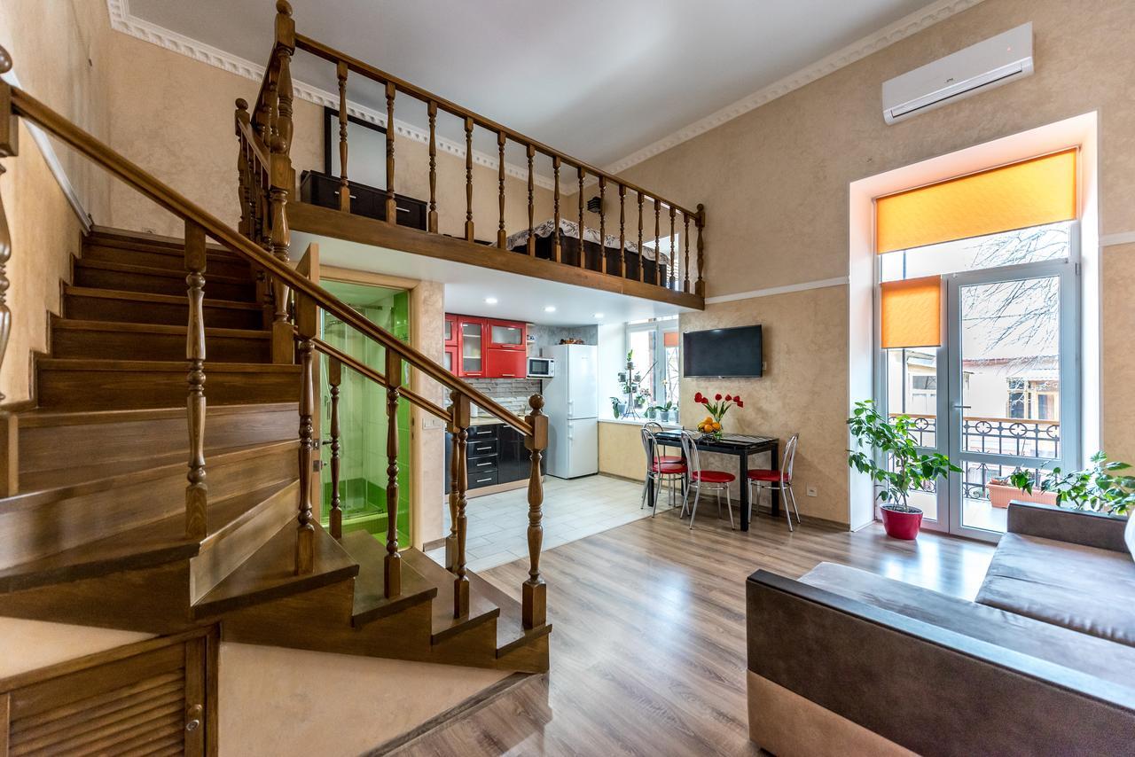 Studio Apartment In Center Of Odesa Eksteriør bilde