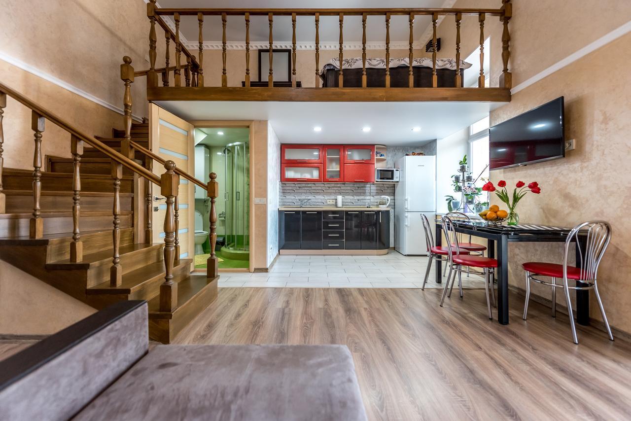 Studio Apartment In Center Of Odesa Eksteriør bilde
